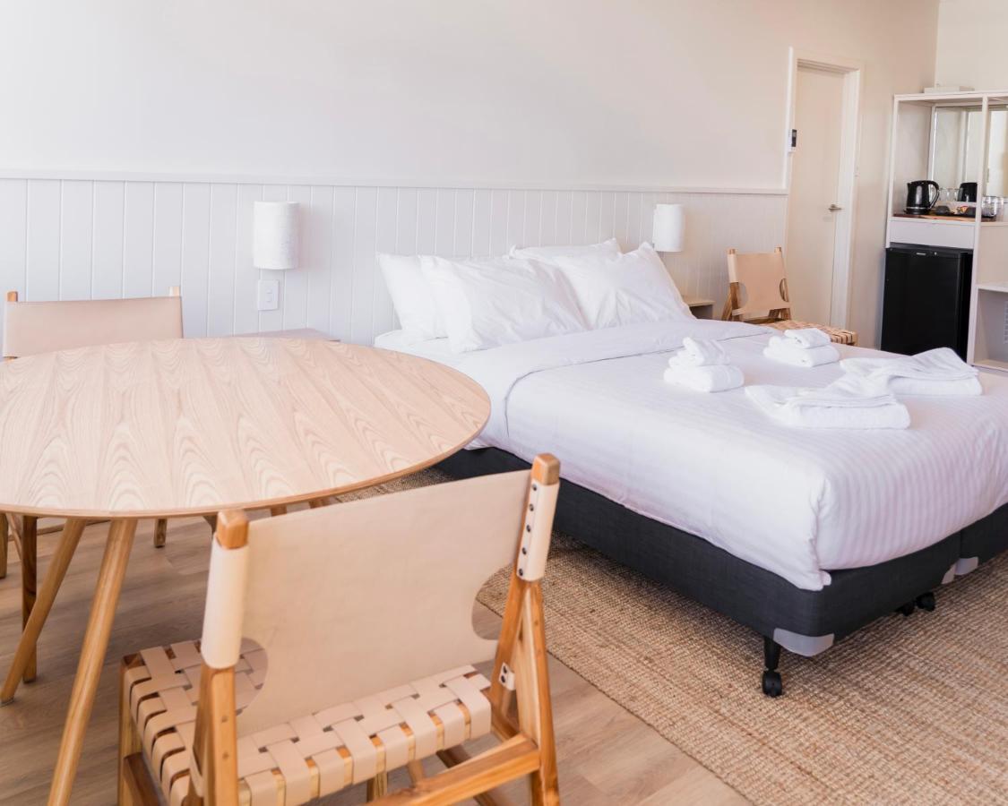 Port Broughton Hotel Экстерьер фото